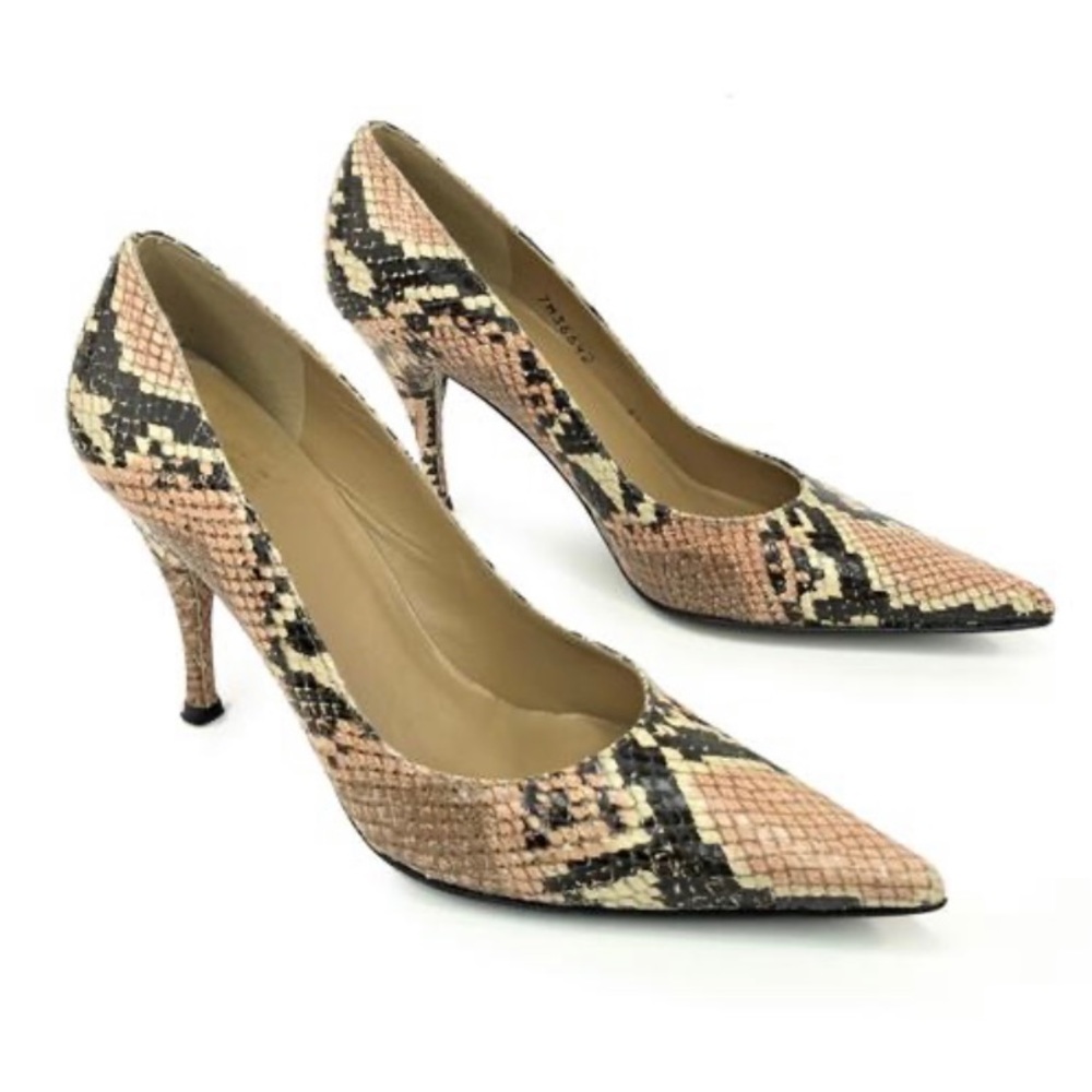 Stuart Weitzman Pumps